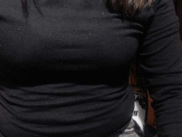 Broadcast screenshots messybitch