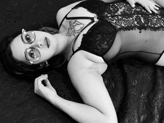 Erotic video chat Mia-Malkovax