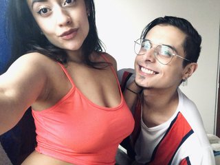 Erotic video chat MiaAndSteve