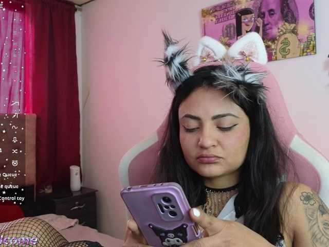 Broadcast screenshots MiaAngel