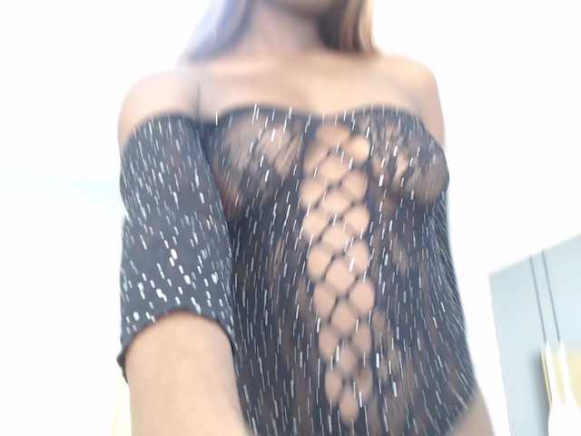 Broadcast screenshots MiaBrown