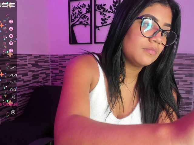 Broadcast screenshots MiaCardy