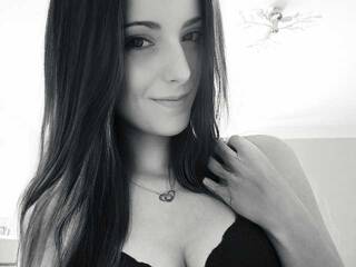 Erotic video chat MiaHunter
