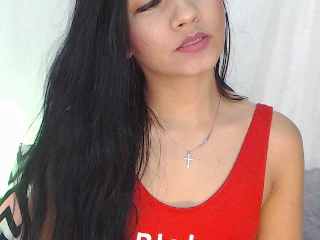 Broadcast screenshots MiaKlein