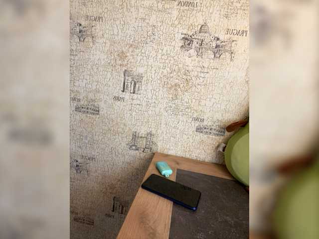 Broadcast screenshots -Violettttta-