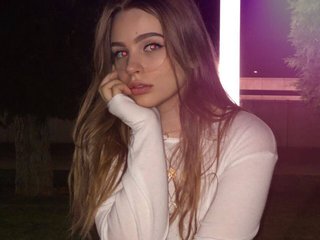 Erotic video chat MiaMey