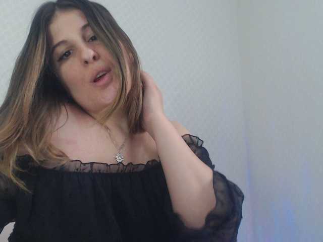 Broadcast screenshots FleurDAmour_