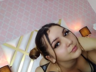 Erotic video chat MiaMoon18