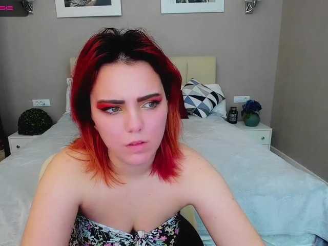 Broadcast screenshots MiaNight
