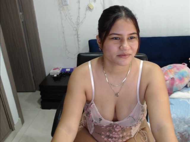 Kitty pussy want to play, U want to fuck me? @Goal Dildo fuck + cream! King to my room win a Video custom @total