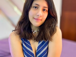 Erotic video chat miaqueen021
