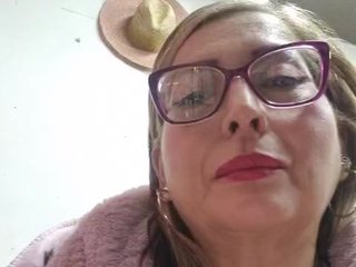Erotic video chat miatitsmature