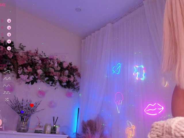 Photos Mia_m ❤️ hi, ❤️I am Milana,✨ put love! Lovens from 5 +❤️FAVORITE vibration 111 ❤️All requests only on the menu and in the general chat❤️the rest is in full private❤️private is discussed in private messages. by mutual subscription 55. SHOW WITH OIL ON THE BODY