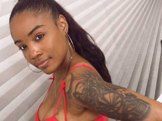 Erotic video chat michellEevans