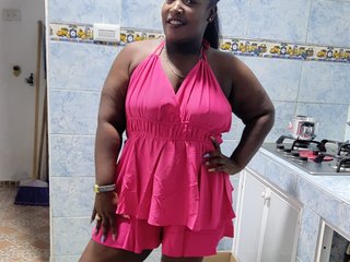 Erotic video chat MikaelaTaylor