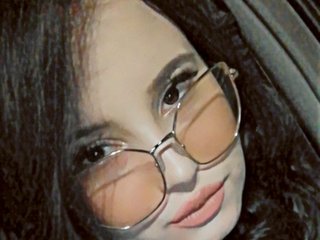 Erotic video chat MikaFyre