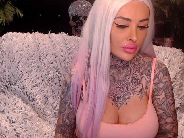 Photos MilaElaine Lets have fun! Private chat is always open!