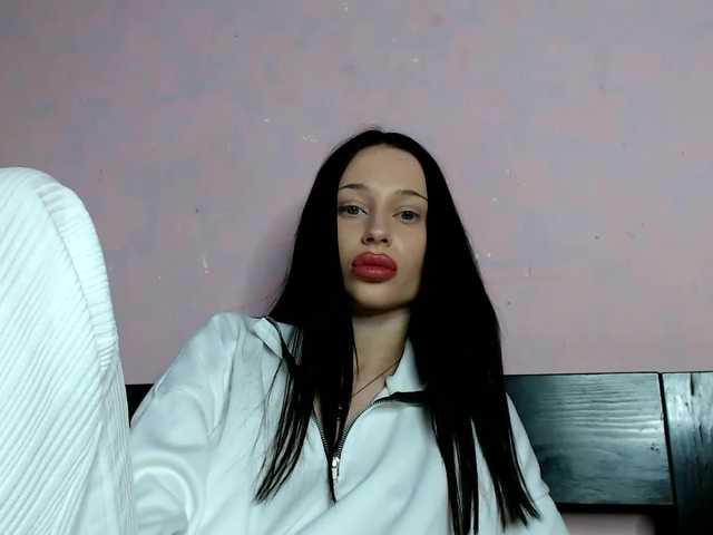 Broadcast screenshots milenaabesson