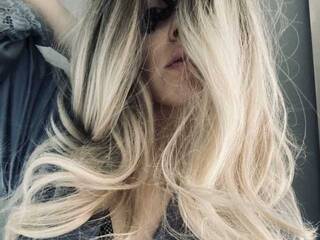 Erotic video chat Milinami