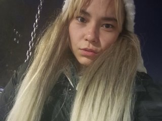 Erotic video chat Milkyes