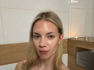 Erotic video chat Millashaa