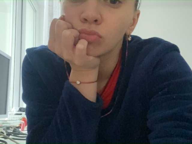 Broadcast screenshots MillianaOh