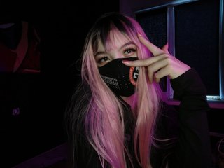 Erotic video chat Millie-me