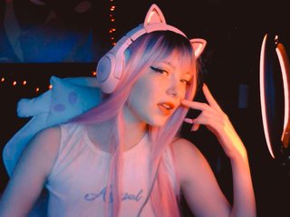 Erotic video chat Millie-me