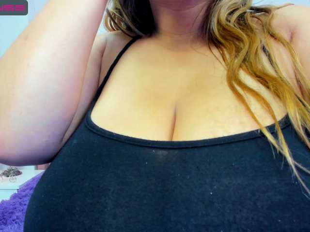 Photos MillyHerder Hello guys welcome to my room #slave #mistress #bigboobs #spitboobs #anal #playpussy #18 #chubby #fuckmachine