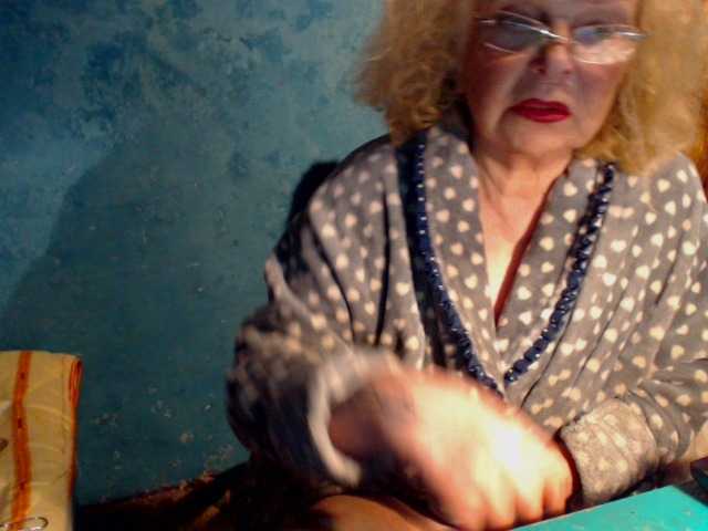 Photos milo4ka77 boys,60+ old, i will help you cum!!!latex, gloves, fur coats ........ , chek me out ! camera 40 tocins....friends 7 tocins, private : nude mastrubate,see *****0 tok