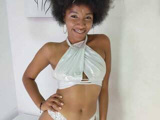 Erotic video chat MILY-GREEN