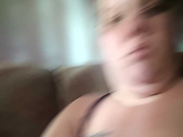 Broadcast screenshots Mindy-1