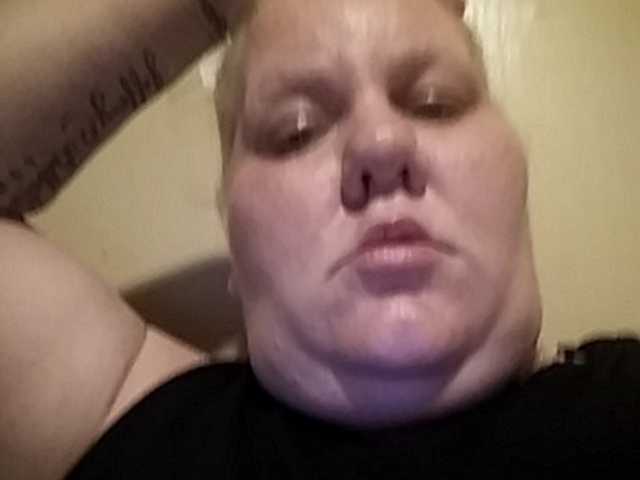 Broadcast screenshots Mindy-1