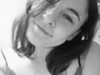 Erotic video chat Minnie-Lola