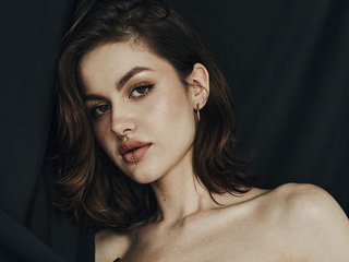 Erotic video chat MiraBelle