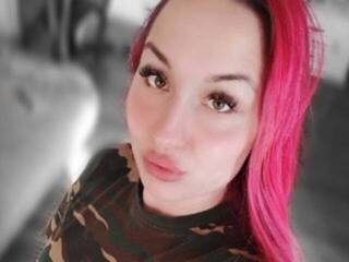 Erotic video chat Miracle1515