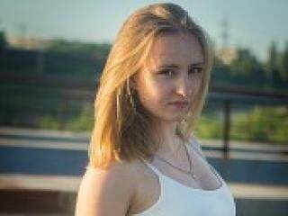 Erotic video chat miramiraa