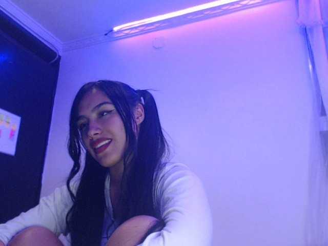 Broadcast screenshots MirandaParis