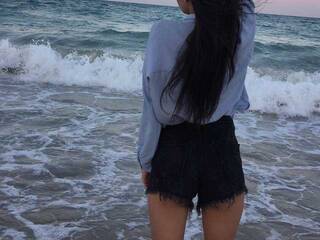 Erotic video chat Miriam25