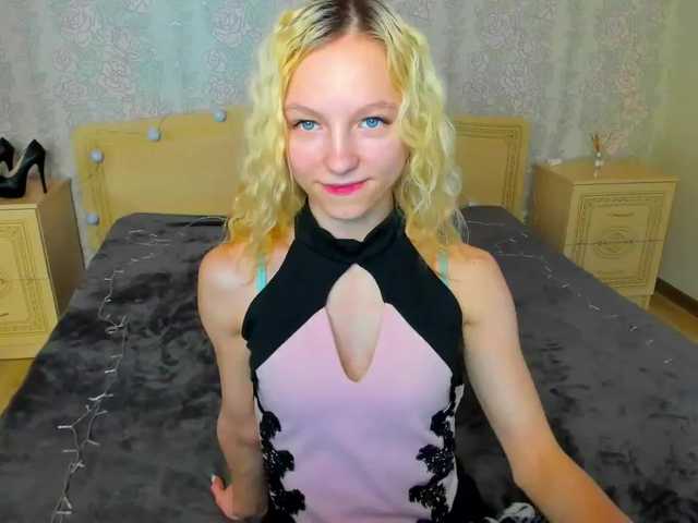 Broadcast screenshots MishelClark