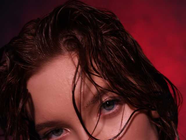 Photo of the profile _Q_