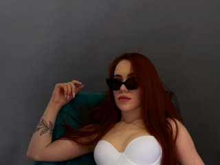 Erotic video chat miss-alice-