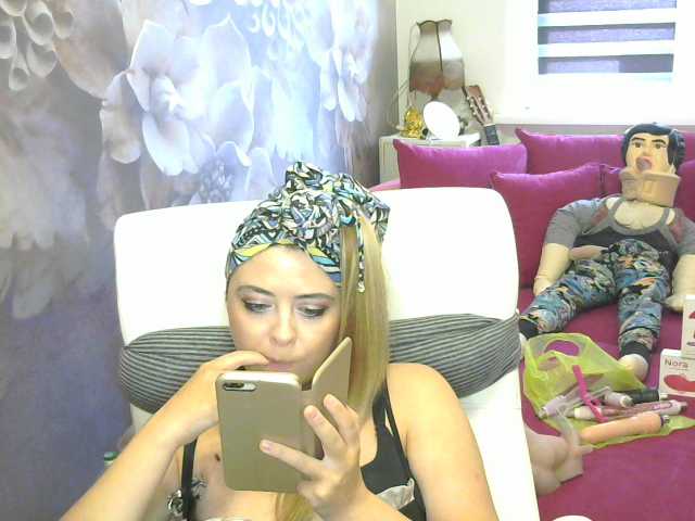 Broadcast screenshots missboginya