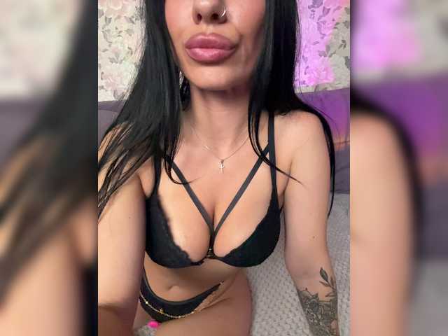 Broadcast screenshots _EUPHORIAA_