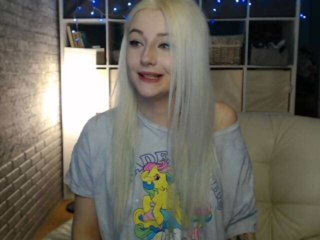 Broadcast screenshots MissJess