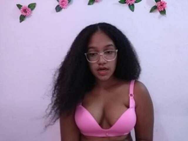 Photos misslondon Hello everyone! It's my first day on the site. Let's get to know each other! :) Lovense lush is on btw. #Lovense #Chatear #Mostrar #Tocar coño #Eyacular #Latina #Ebony #new #18
