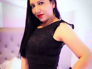 Erotic video chat MissLuccy