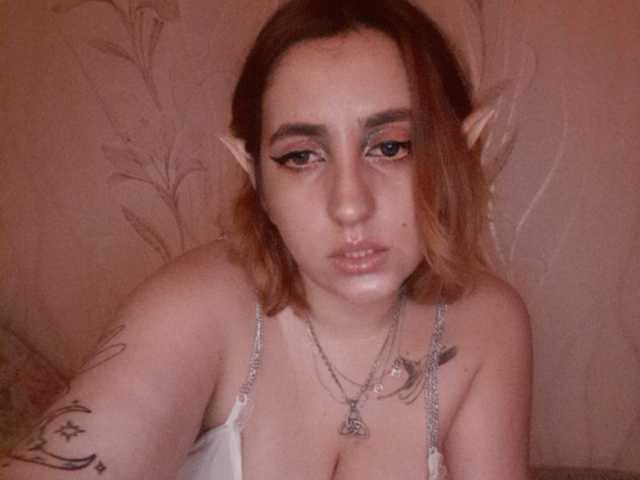 Broadcast screenshots MissWitch