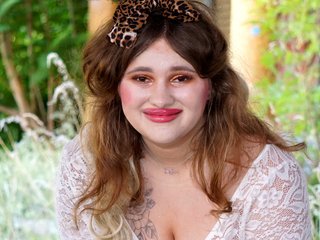 Erotic video chat MissZuleea