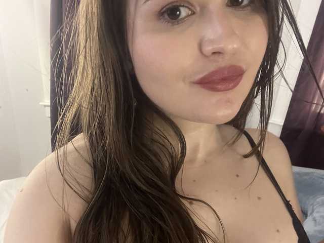 Photo of the profile mistressNextDoor